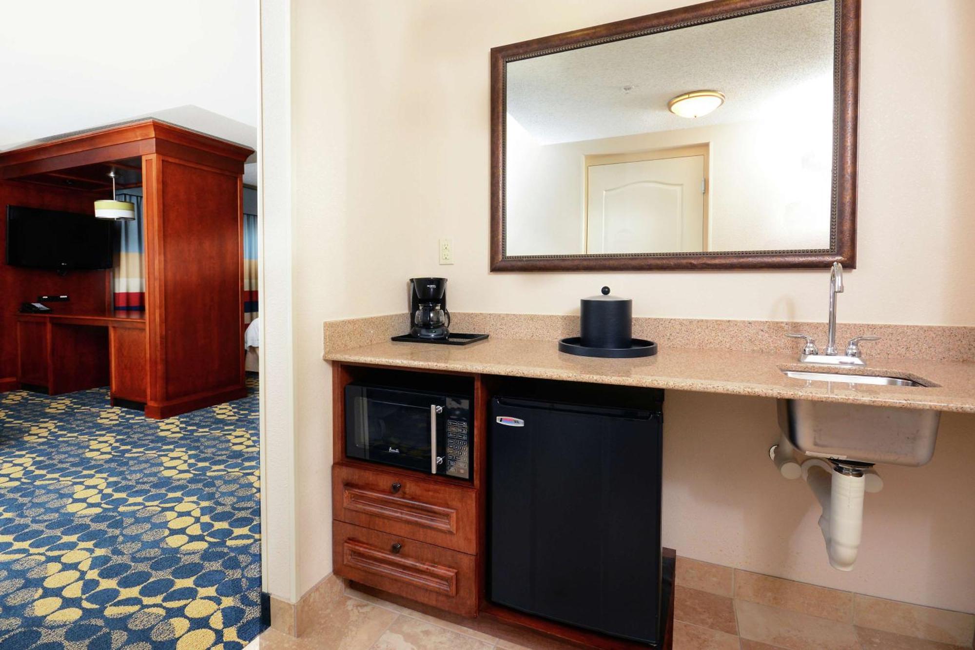 Hampton Inn & Suites Huntersville Zewnętrze zdjęcie