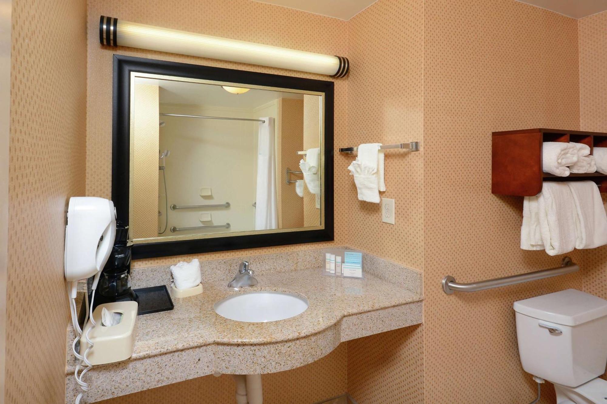 Hampton Inn & Suites Huntersville Zewnętrze zdjęcie